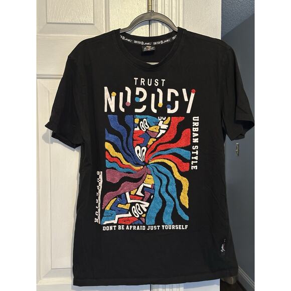 VGUC Switch Remarkable TRUST NOBODY Sz XL Short Sleeve Black Red White Design - Picture 1 of 12
